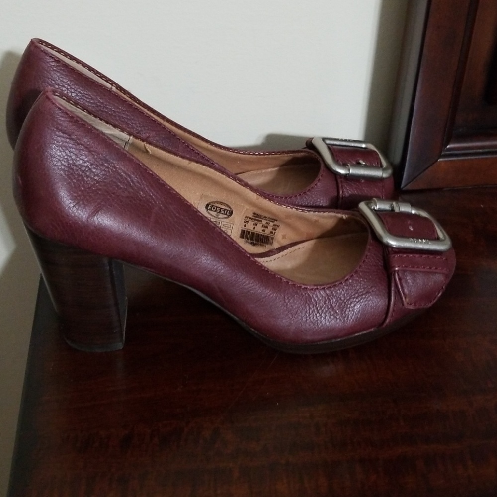 Fossil Heels